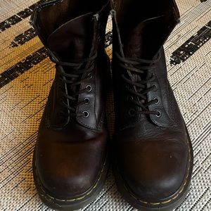 Dr Martens 1460 Crazy Horse Boots